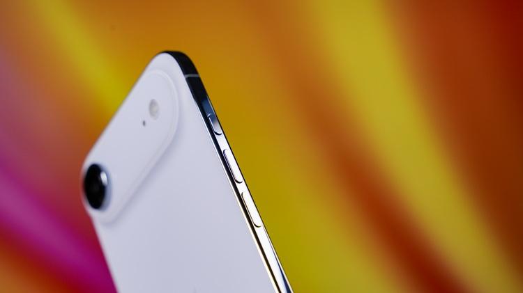 測完iPhone Air，終于知道它為啥“對手”很少