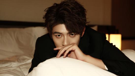 杨紫李现带火《锦绣芳华》，但我更嗑佟梦实，10年逆袭太上头