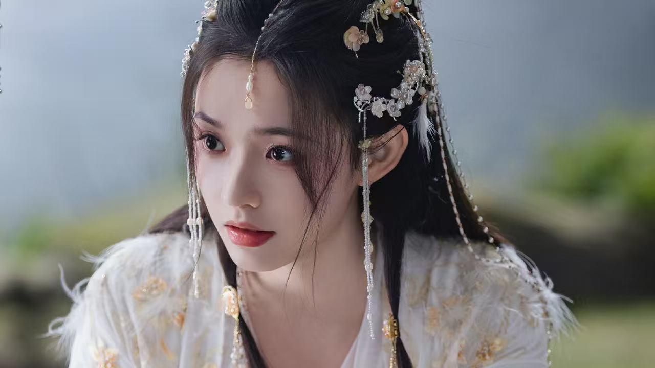 10月22日追剧日历，6部长剧更新，《红石榴餐厅》开播《余生有涯》收官