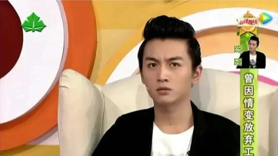 知情网友曝陈晓离婚时间，过年前办理了手续，离婚前已分居快两年