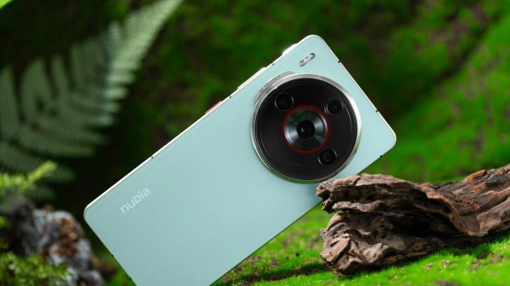 双向卫星通信+512GB，如今低至2399元起，骁龙8Gen2手机更亲民了