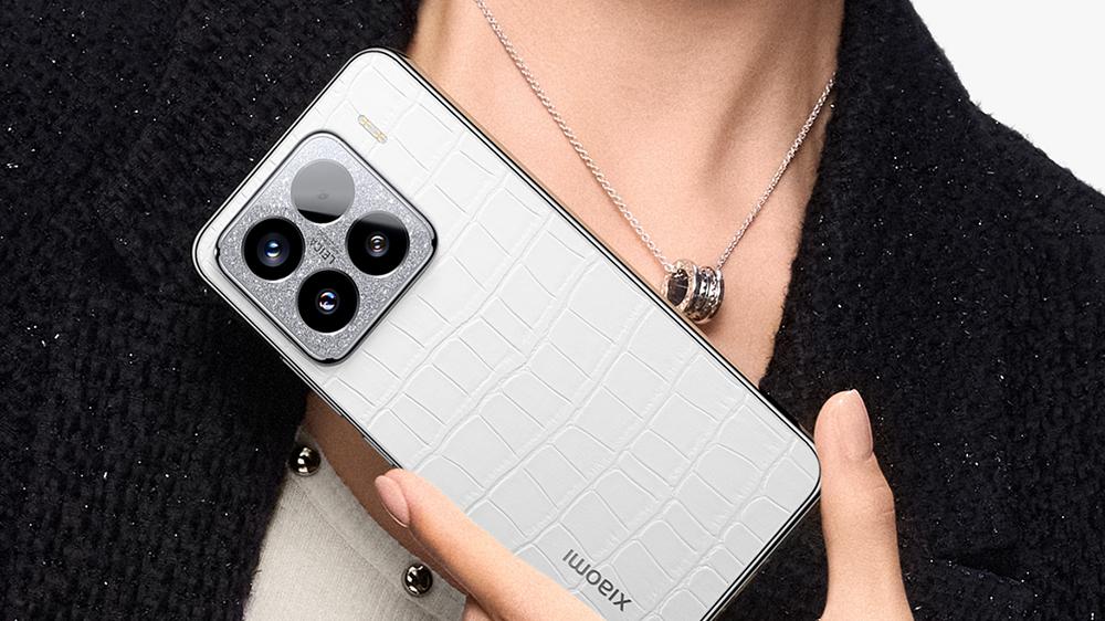 小米旗舰“卖断货”，16GB+1TB+IP68，小屏旗舰跌至“新低价”