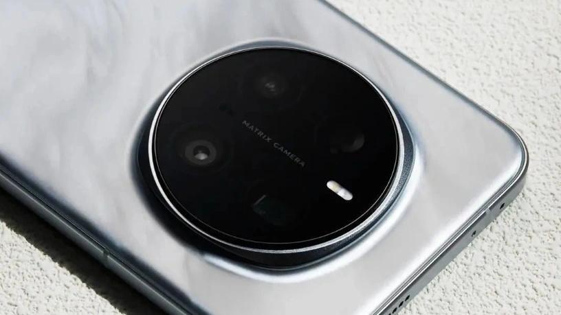 荣耀果断“发飙”，Magic7重回低价，16GB+512GB跳水1049元