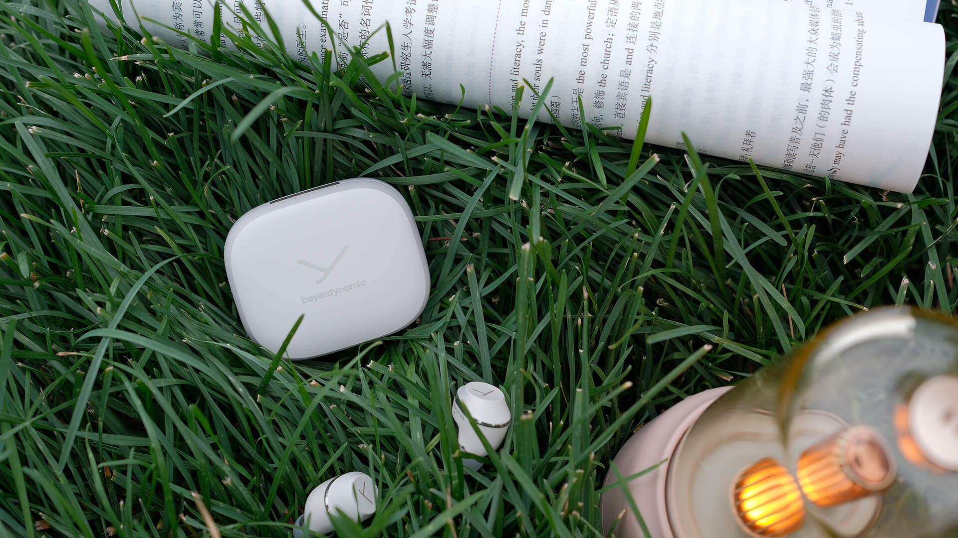 不偏科，殿堂感，拜雅阿米罗300，音乐疗伤，我最爱的蓝牙耳机