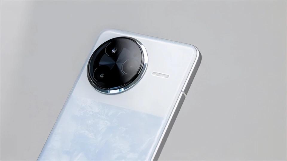 小米“亂套了”，從4299元跌至2820元，高配舊旗艦突然變香了