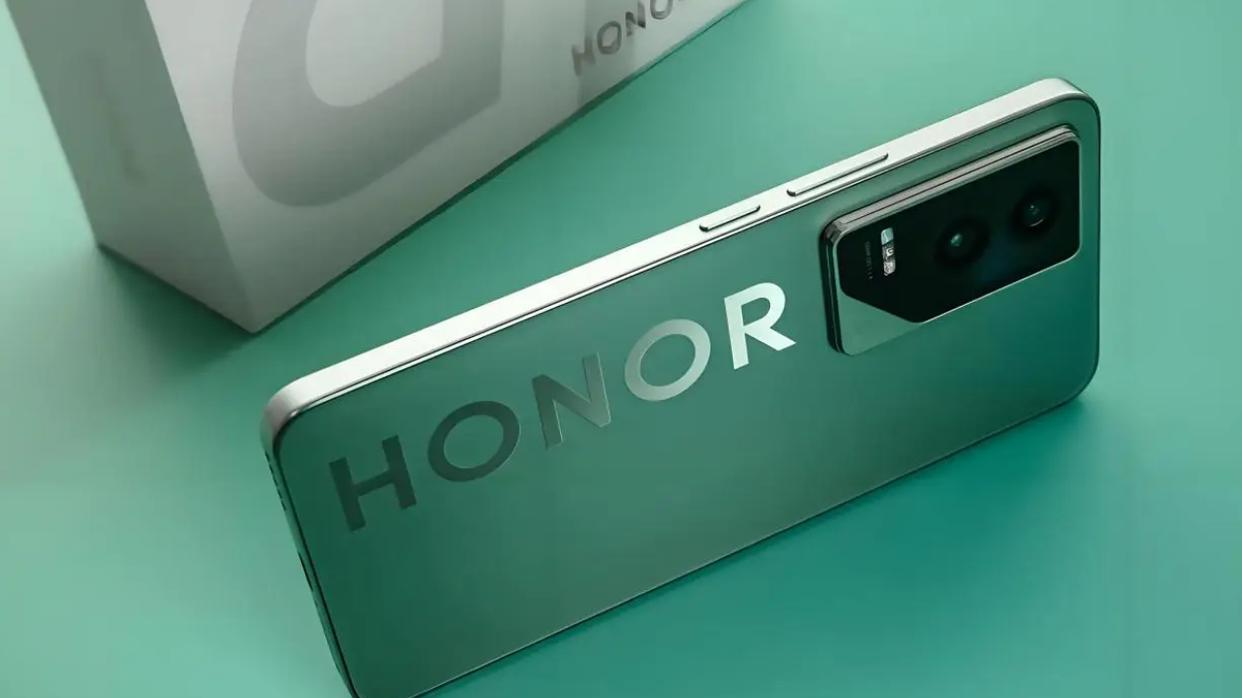 荣耀“降维打击”，16GB+256GB突降至1797元，跌价后卖断货