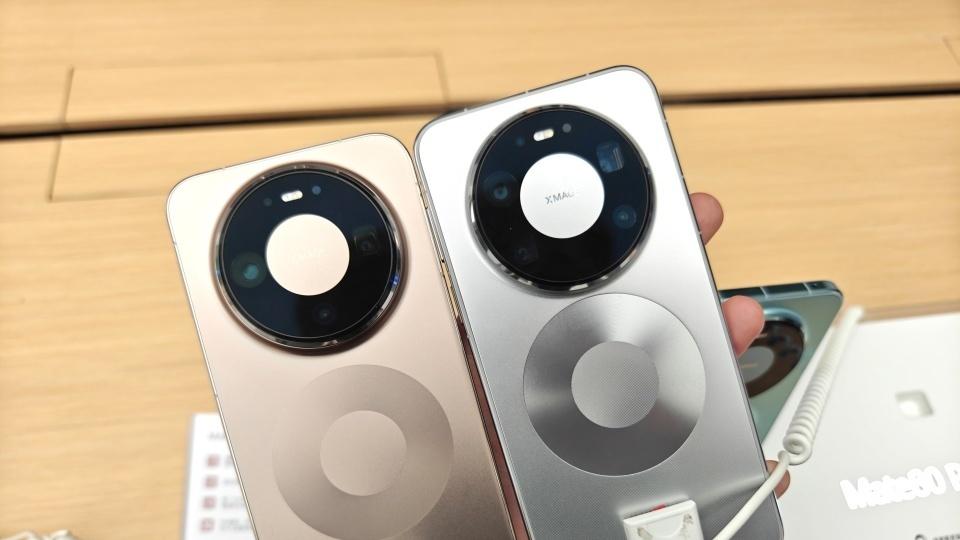 小米新旗艦狂飆！234萬+銷量斷層第一，華為Mate80能否破局？