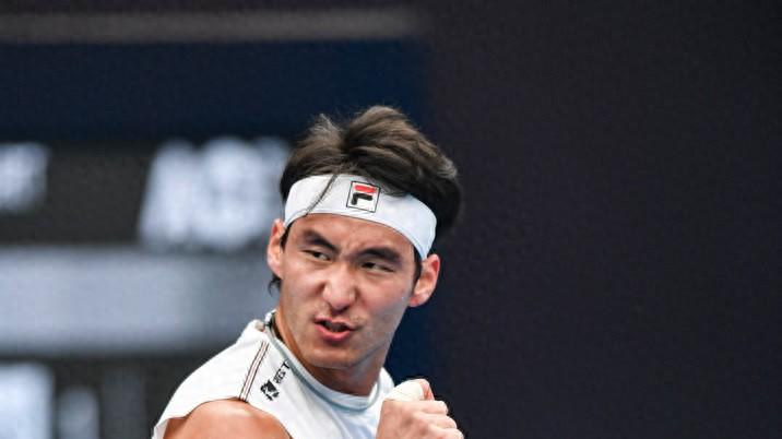 夺澳网亚太区外卡赛冠军，布云朝克特锁定明年澳网席位