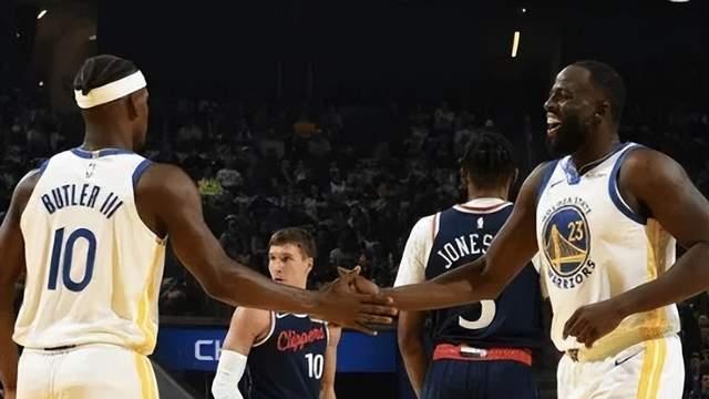 勇士大胜快船！双核驱动，波杰穆迪延续状态，波斯特成惊喜！