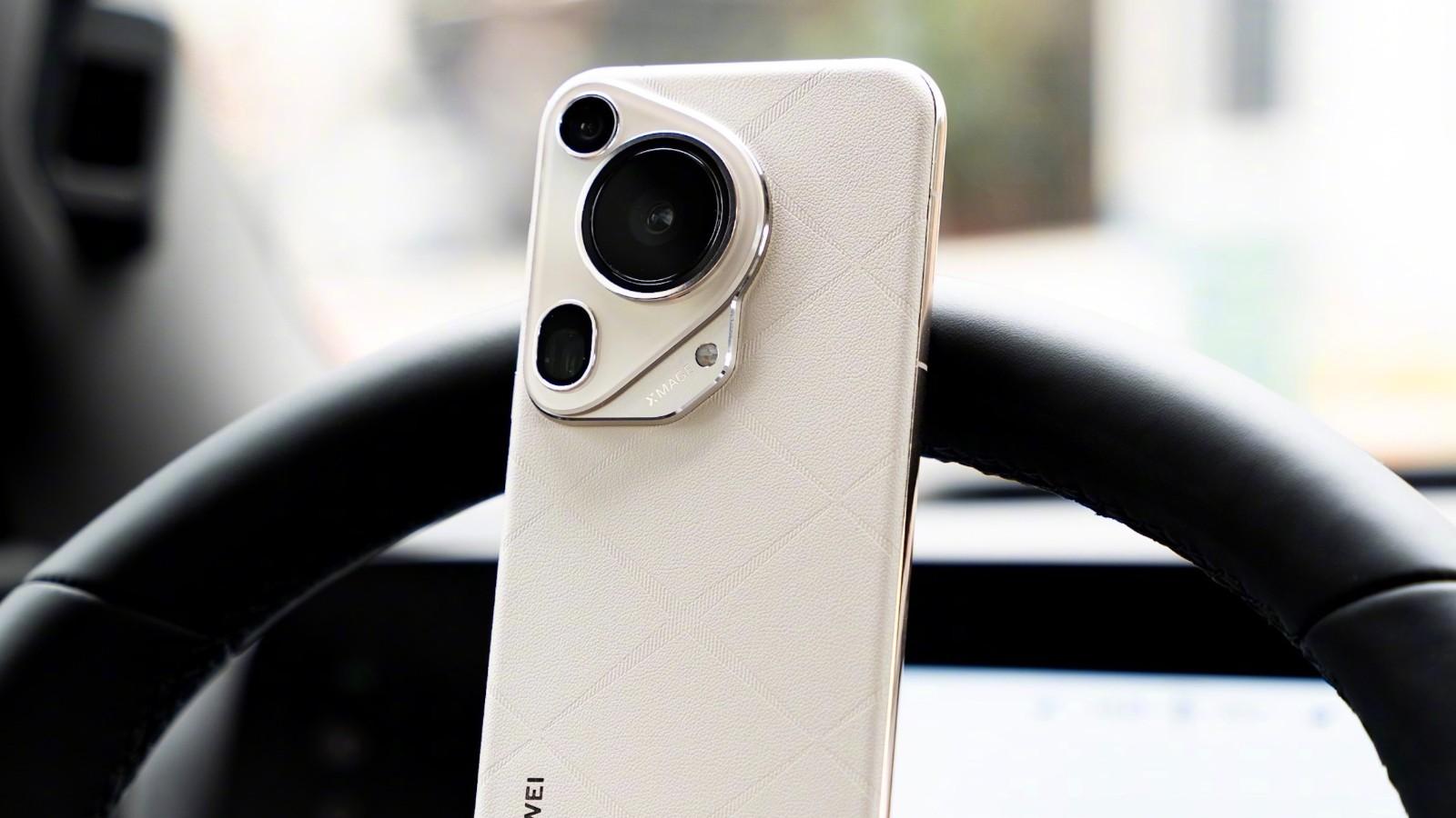 华为“跳水王”诞生！1TB突降3650元，1英寸+麒麟9010+卫星通信