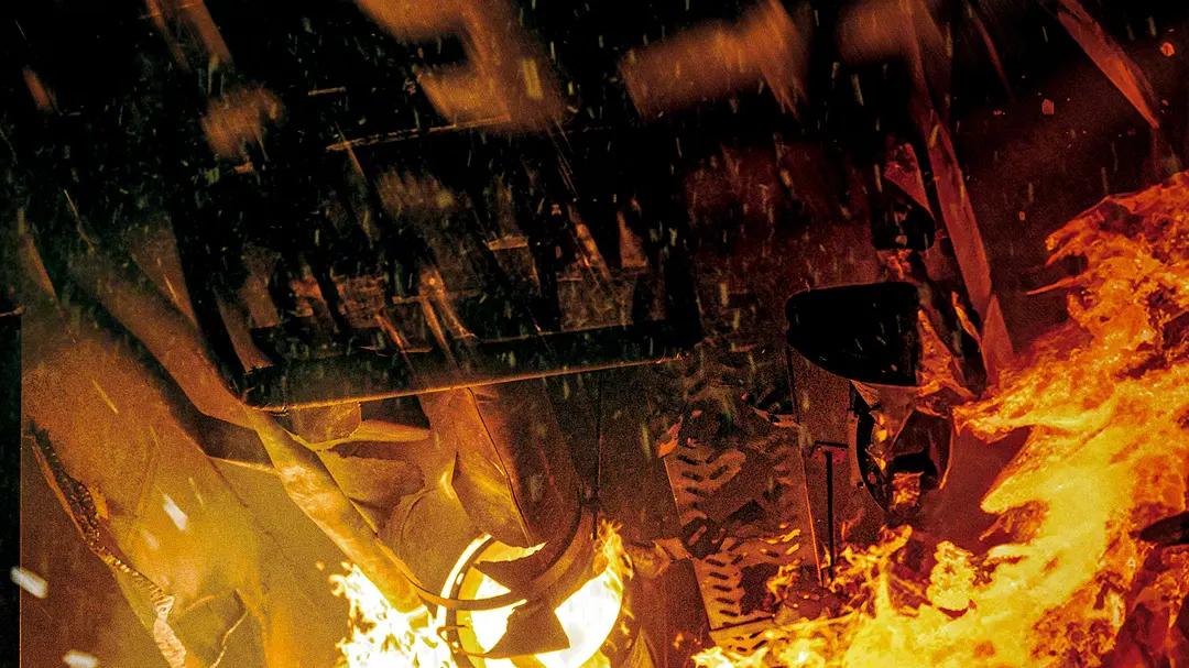 《蛟龙行动》砸600万背水一战，才知道当年《流浪地球》有多明智