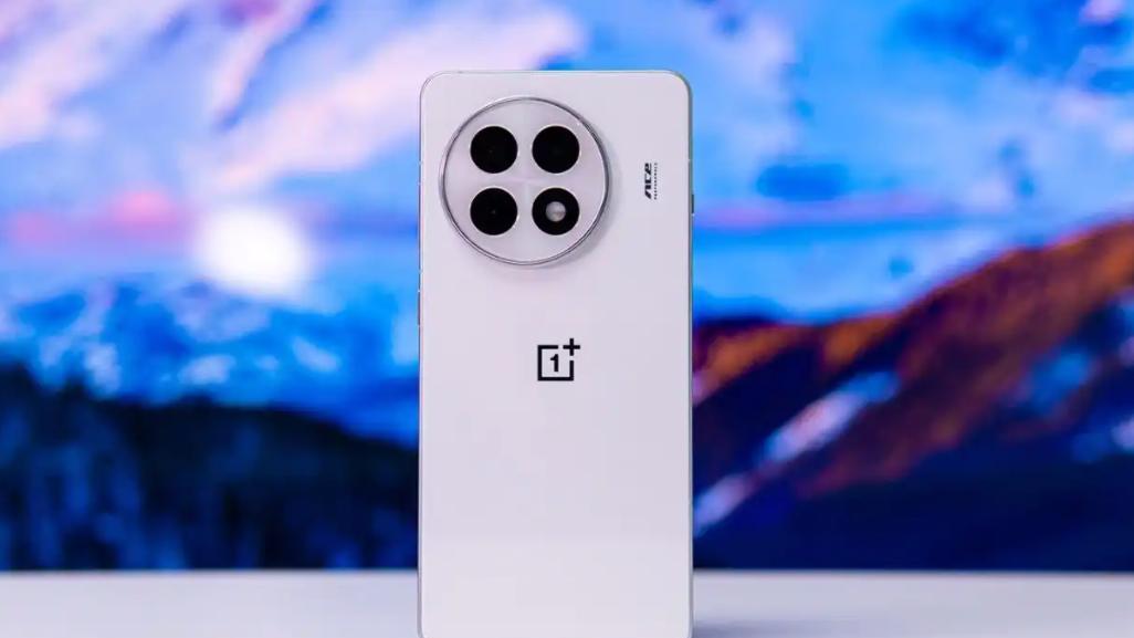 7月国补后，可以“闭眼买”的3款直屏手机，可一步到位用六年