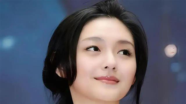 没有对比就没有伤害！大S穷尽一生也永远得不到邓丽君那样的体面