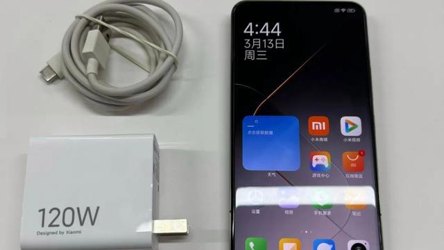 性价比很高的3款小米手机，它们都不是新机，当前仍然值得购买！