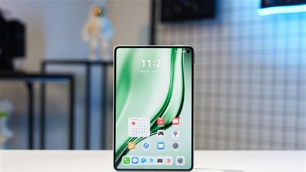 5毫米超薄机身+8.8寸巨屏！华为平板手机亮相：这是真想要！