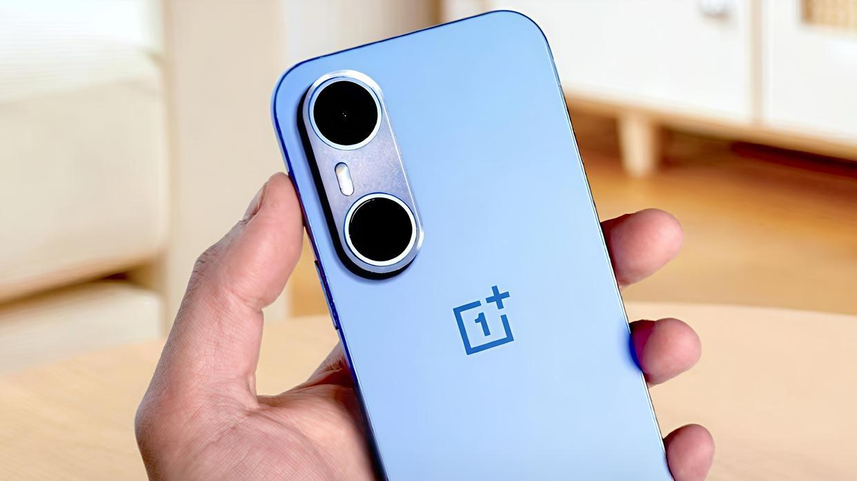 定价最低的骁龙8E小直屏，终于要来了