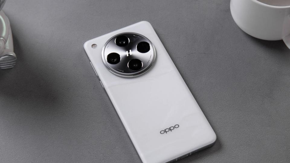 OPPO Find X9 Pro再次被確認：矩形模組+丹霞原彩，無短板來襲！