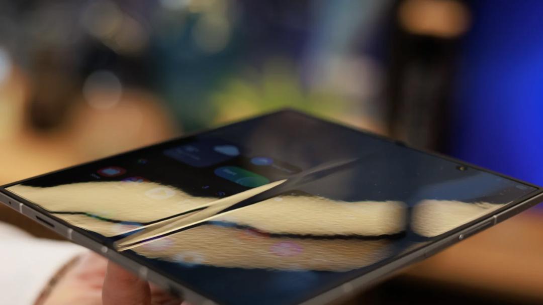 據(jù)報(bào)道，蘋果已敲定的關(guān)鍵折疊iPhone硬件