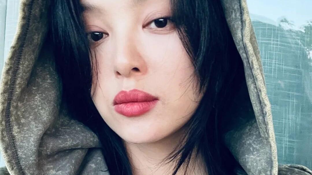 辛芷蕾前经纪人爆料两人决裂详情：生日当天她把我送上了被告席