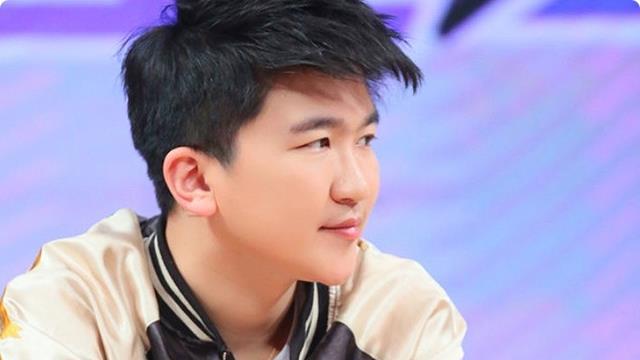 张大大被官媒点名批评，言辞犀利，真是一点脸面都不给留