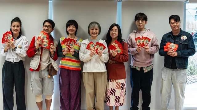 港片寒冬中的豪赌：翁子光自资开拍《金多宝》，邀许冠文客串