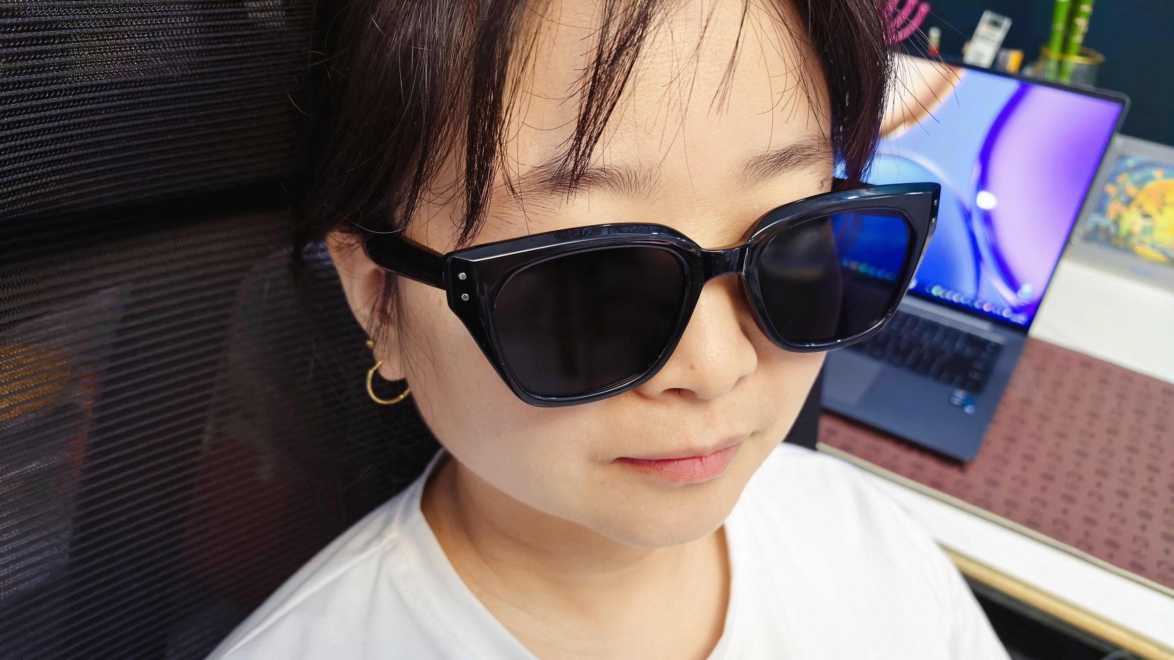 告別笨重與高價，露聲X01用299元重新定義AI智能眼鏡的選擇