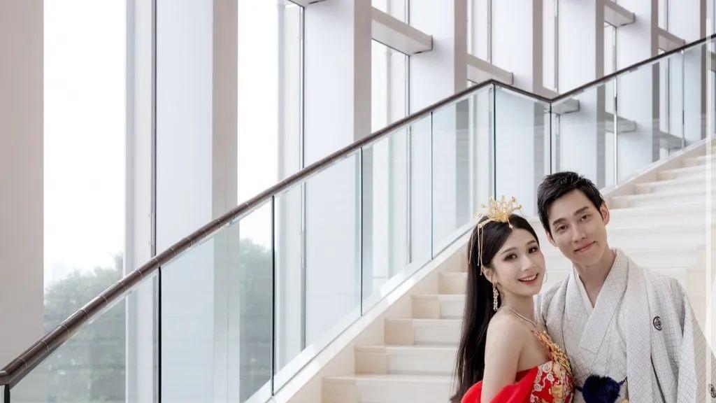 香港“40亿千金”的世纪婚礼：豪门盛宴，爱与责任的交响？悬念——她幸福吗？