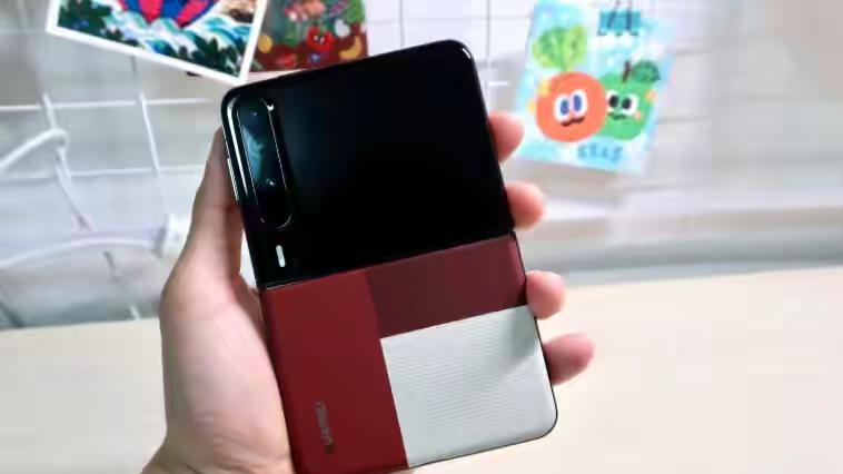 被全网吐槽的华为Pura X，半年狂卖70万台！余承东说的竟然实现了