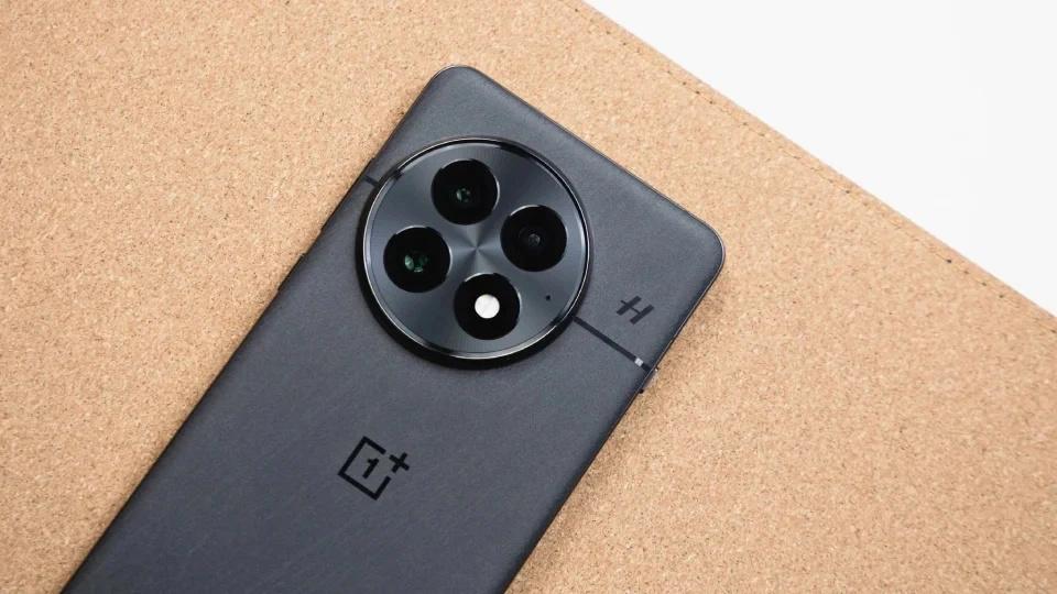 16GB+512GB，12月降至“冰點價”的3款手機，售價更親民了