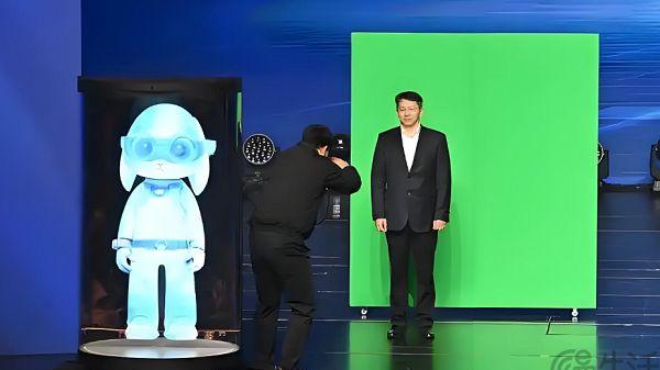 直播中喵喵叫，提示词攻击成为数字人的阿喀琉斯之踵