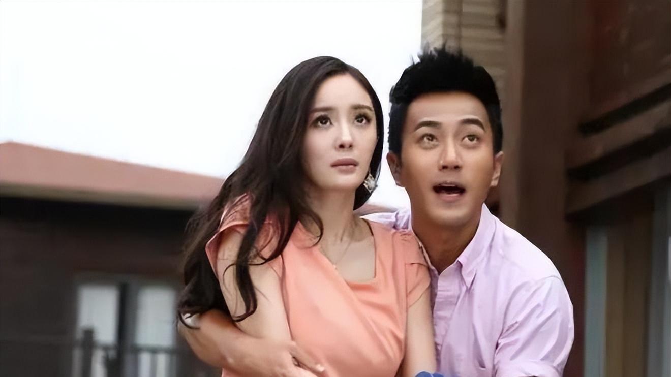 50岁刘恺威回港状态回春，杨幂低调现身：离婚后最体面共处