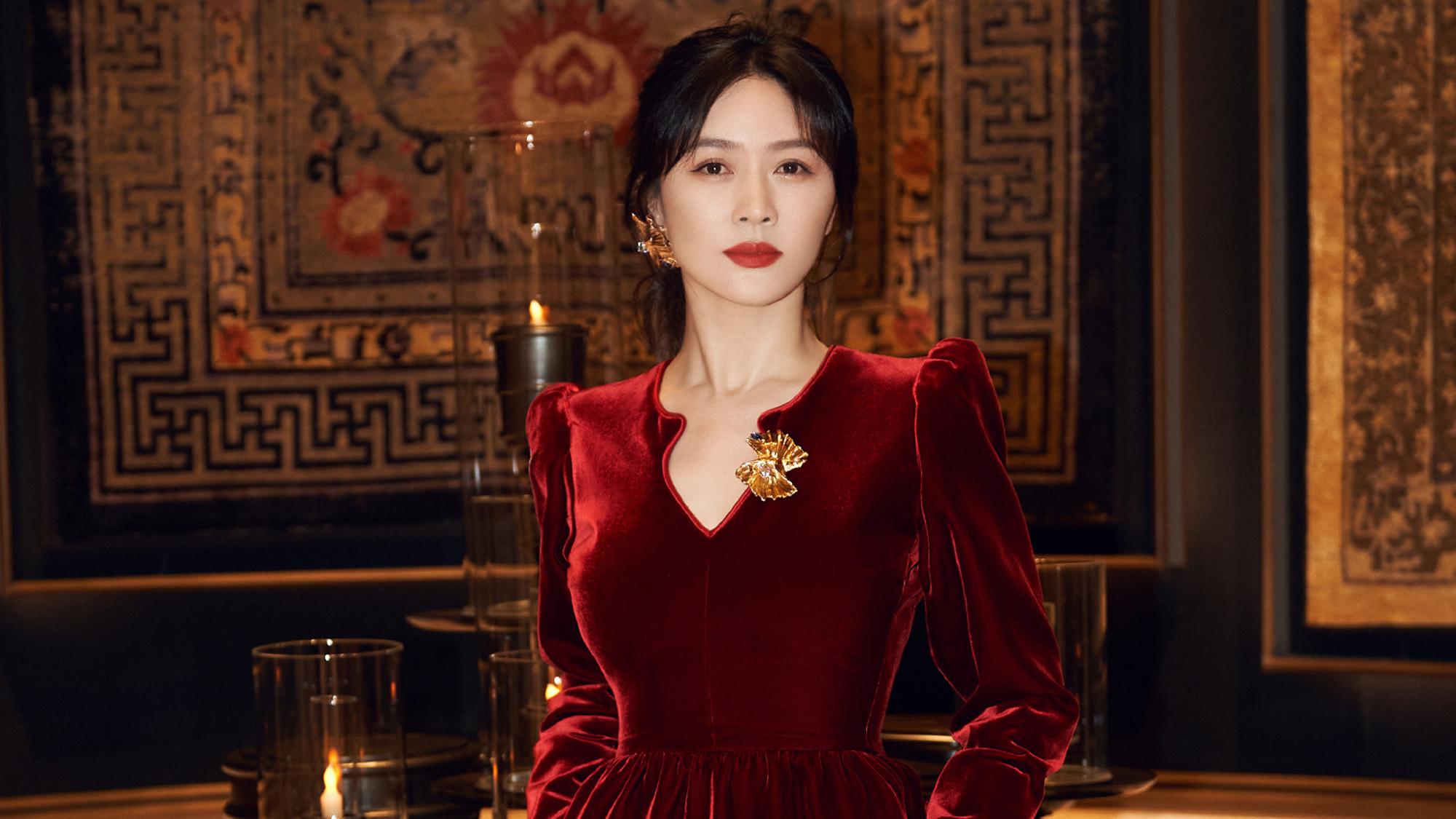 极品御姐，田海蓉的美腿美脚