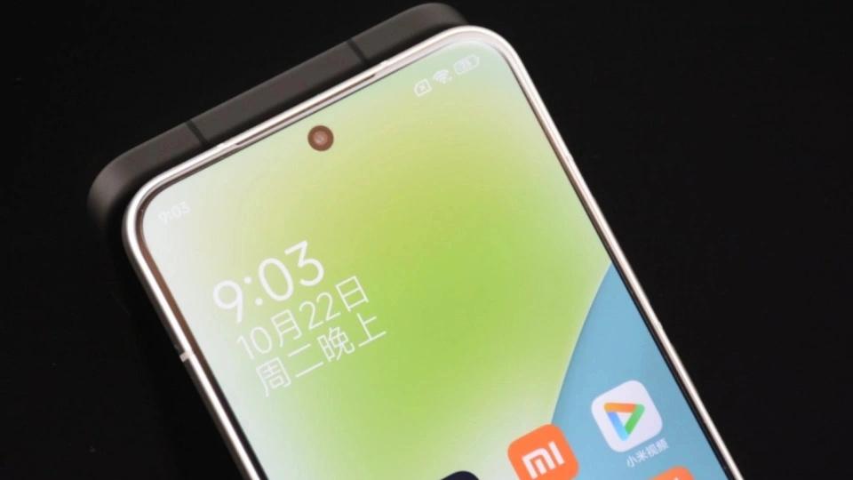 小米终于妥协，16GB+1TB跌价1100元，顶配旗舰售价一降再降