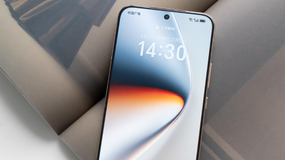 9000mAh+第五代驍龍8至尊+100w，定價三千元檔，榮耀新機太猛了啊