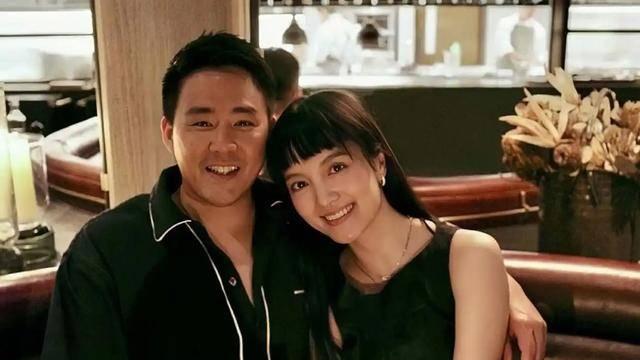 香港知名女星罕见以短发形象示人，嫁豪门接连生三女将封肚