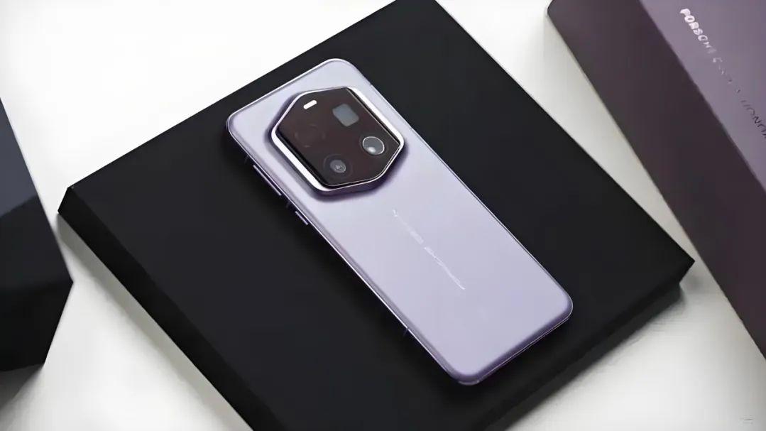 6999拿下保时捷同款设计，荣耀这次太懂男人了