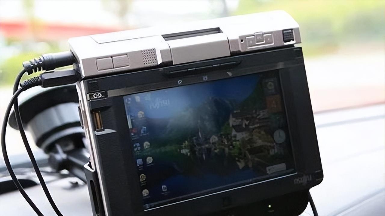 当年最小的“洋垃圾”笔记本，屏幕才5.6寸，如今二手可不便宜