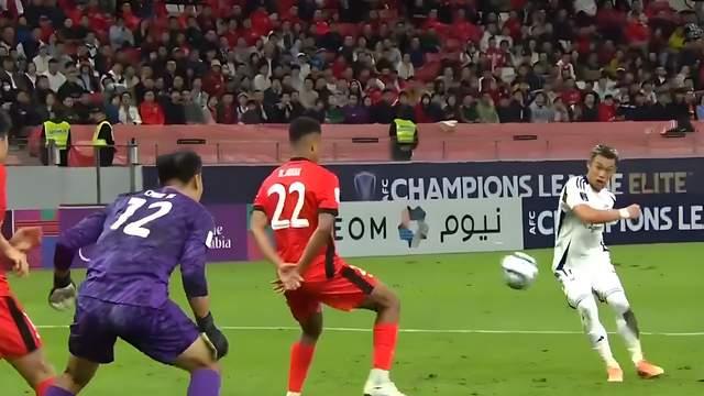 0-2！中超领头羊折戟亚冠，面对日本劲旅无还手之力，3轮1分垫底