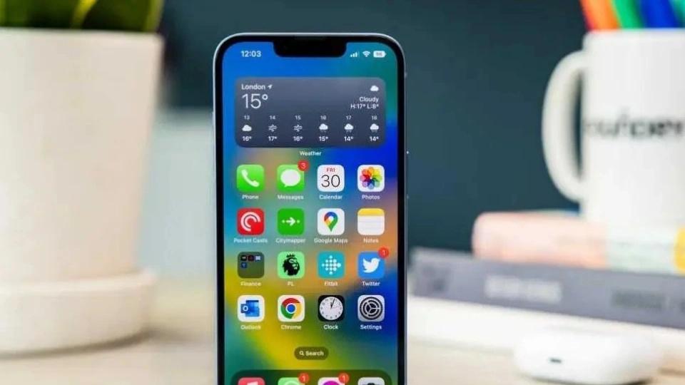 iPhone14宣布清仓，成为618“最受欢迎”中端机，标配版售价腰斩