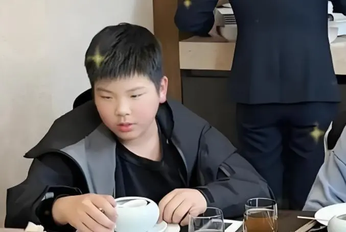 黄圣依杨子离婚大半年，安迪随杨子生活后形象出现变化