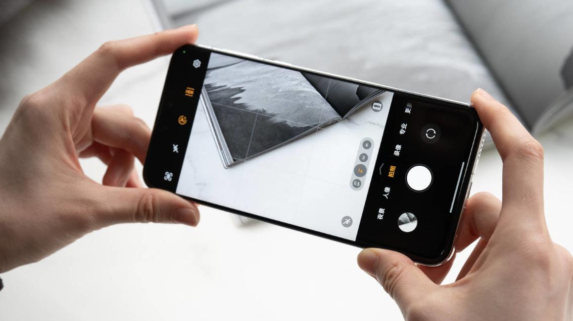 16GB+512GB價格“雪崩”，榮耀目前“最值得撿漏”的手機，價真香