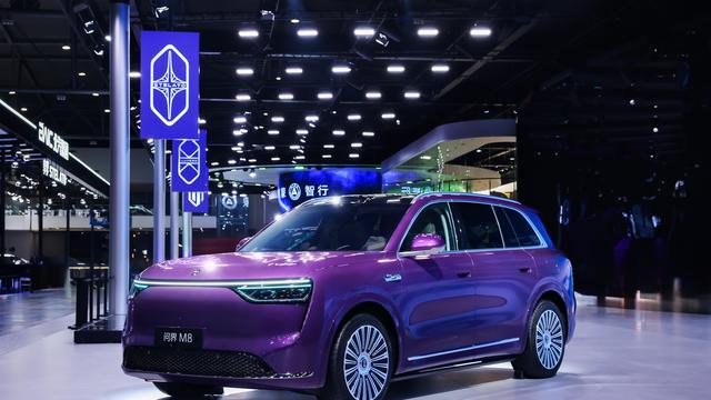 半年收入624亿，净赚30亿！拥抱华为的大赢家，诞生了