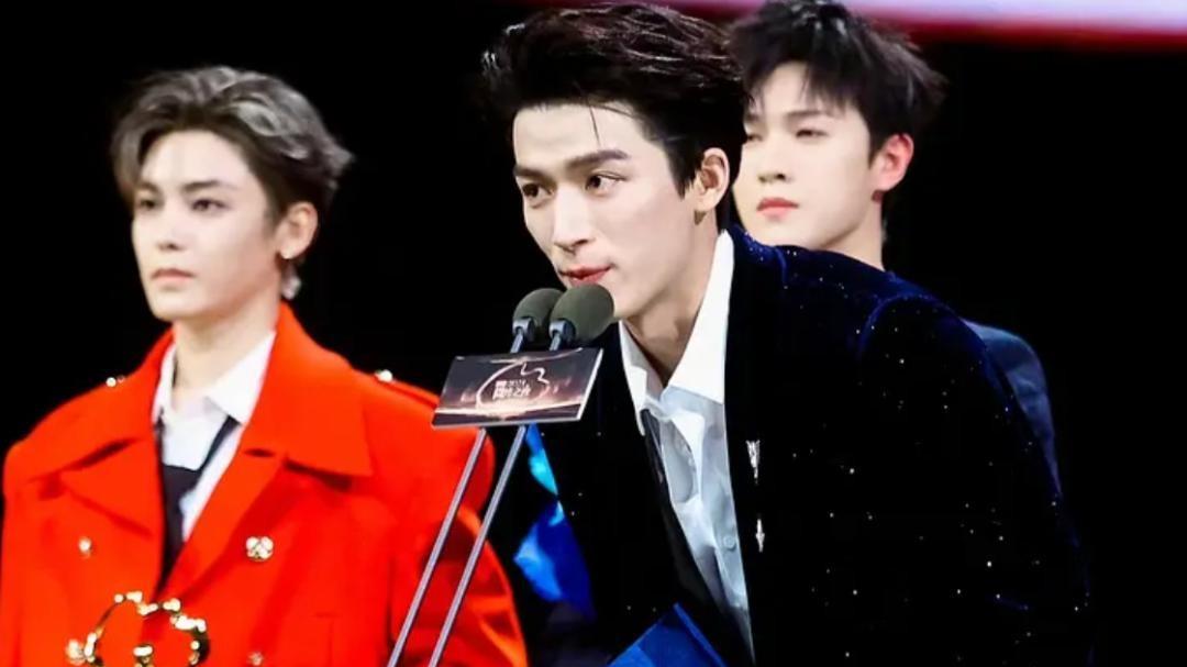 微博之夜：座位风波，究竟是谁说了算？