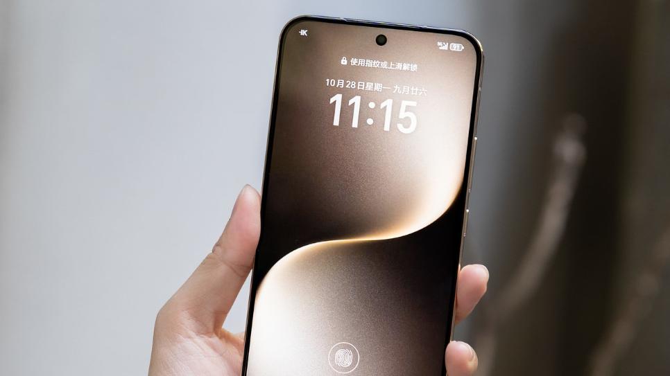 6.3英寸+天璣9500+超聲波指紋，僅6mm薄，榮耀新機有點特別啊