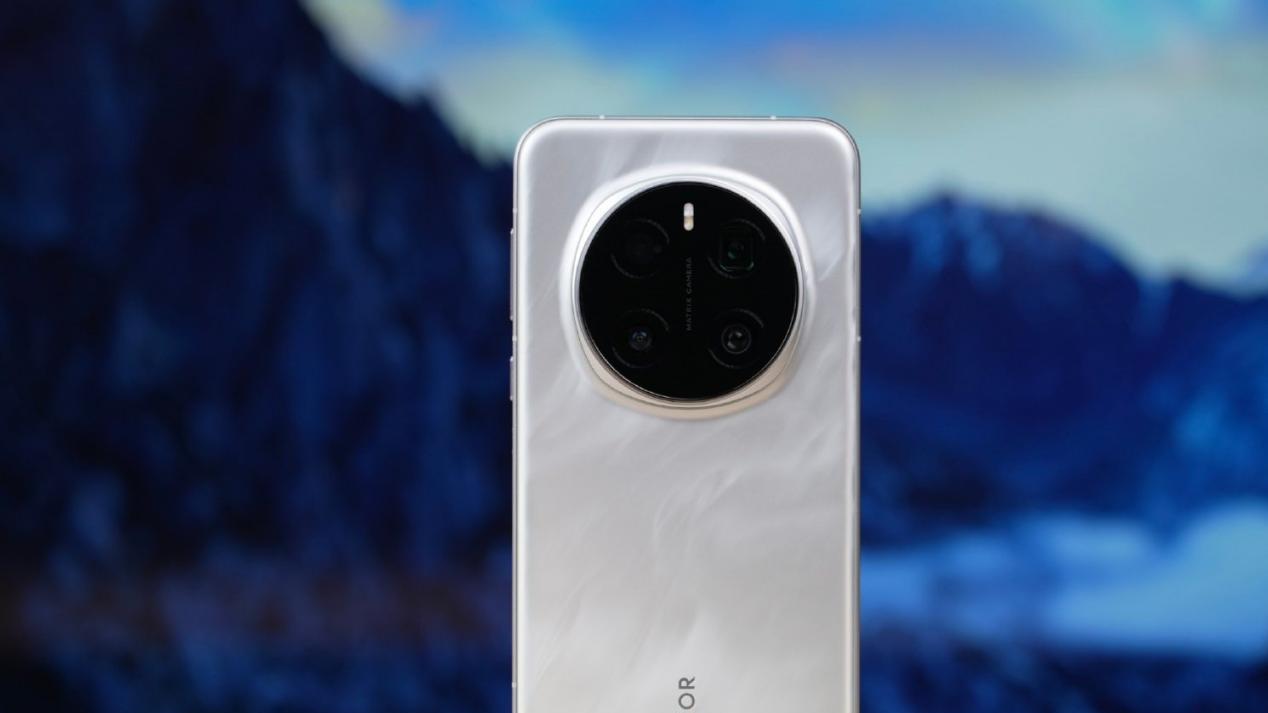 荣耀MagicOS 10更新将至：适配机型已揭晓，测试时间也定了