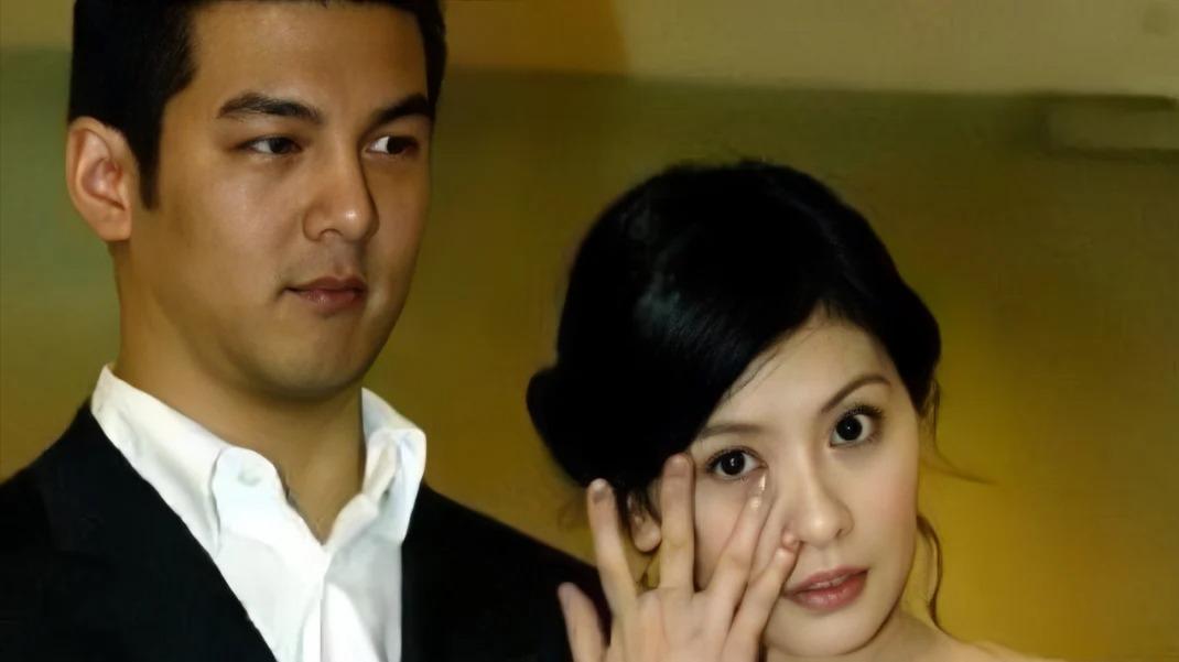 贾静雯前夫过生日，女儿梧桐妹靓丽出席，和继母林若亚像一家人！