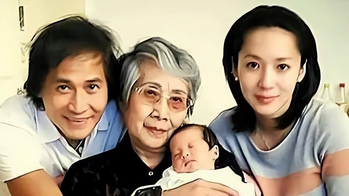 齐秦被曝患肺癌晚期，近照曝光瘦脱相，家属紧急发文回应