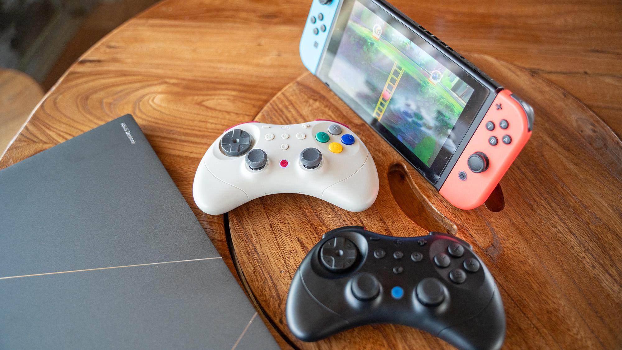 震得爽、拿得稳！暑假宅家出行都靠它——谷粒精灵2 Pro手柄实测