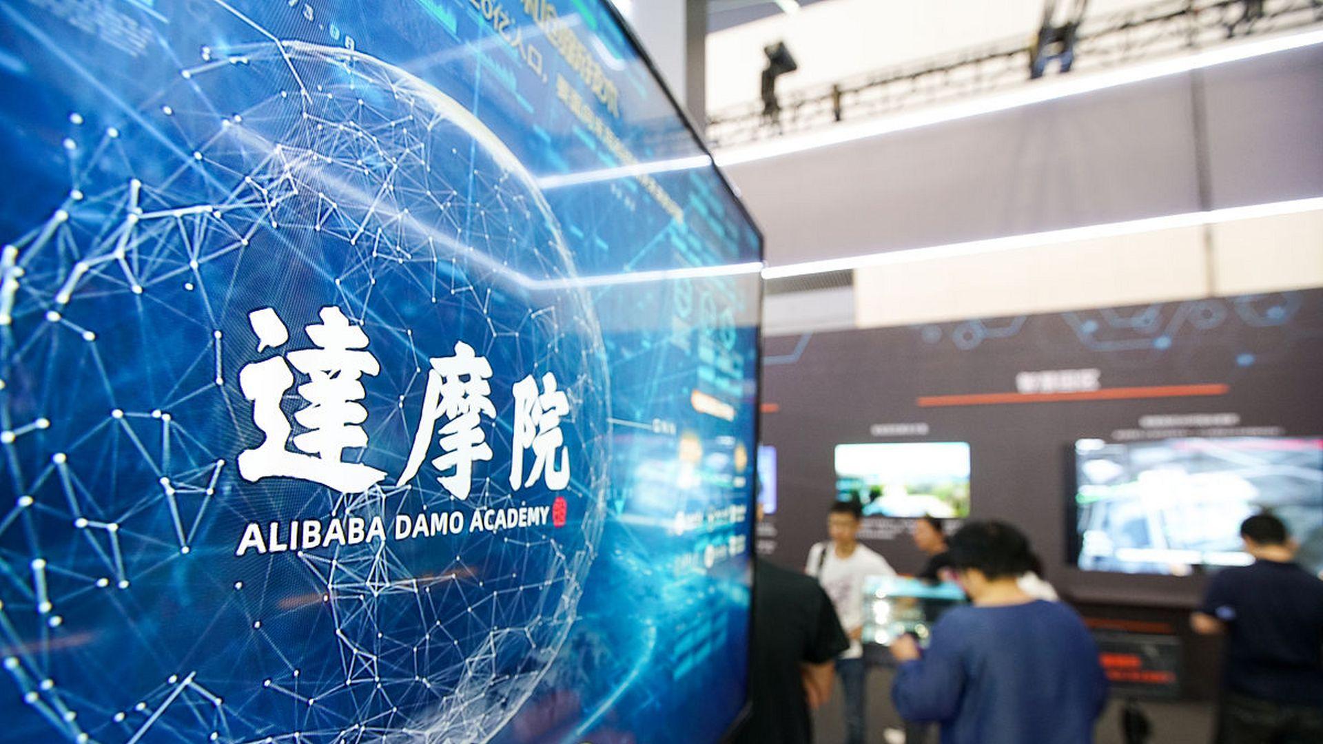 芯片级“鸿蒙”出现，西方集体破防，外媒：挡不住了