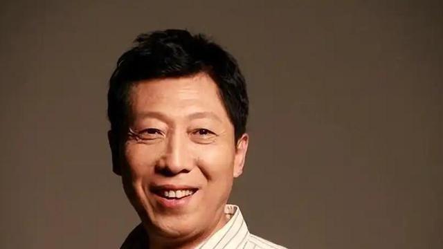 韩童生：大屏幕上的“父亲”角色，还尝试跨界说相声，如今怎样了